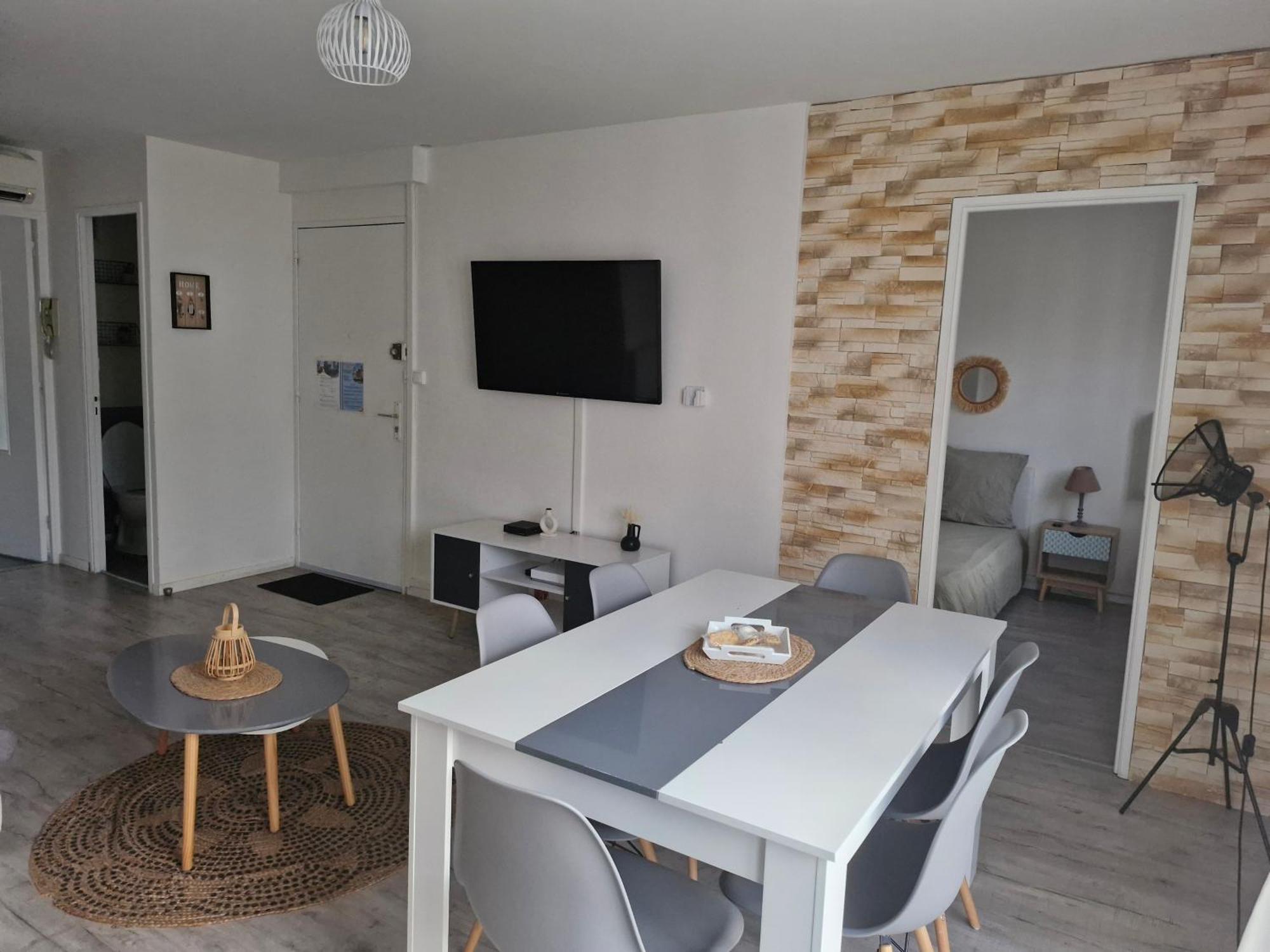 Escapade Montesquieu Apartment Perpignan Bagian luar foto